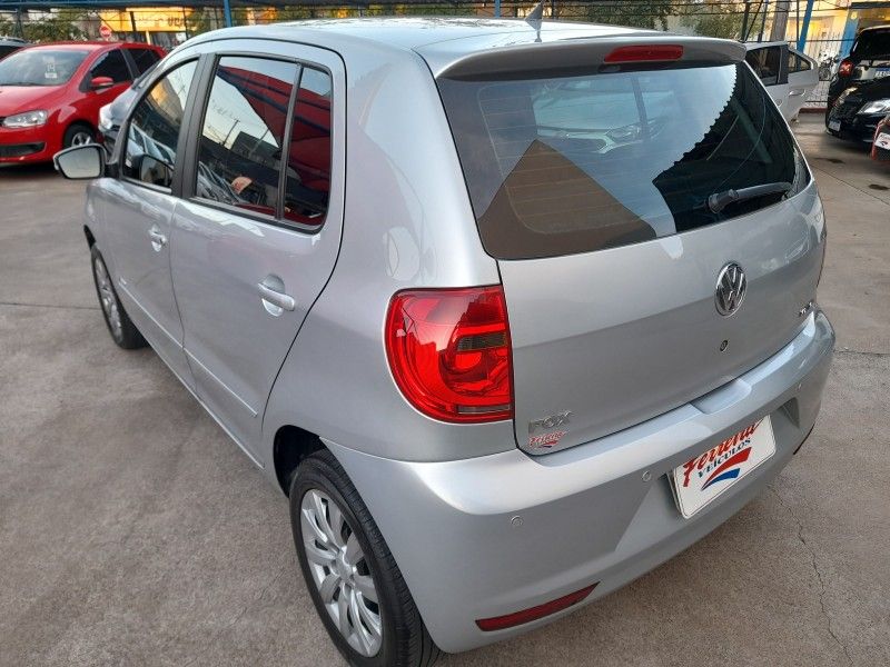 Volkswagen FOX 1.6 2014 FERREIRA VEÍCULOS VENÂNCIO AIRES / Carros no Vale