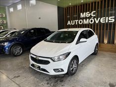 CHEVROLET ONIX 1.4 MPFI LTZ 8V 2017/2018 M&C AUTOMÓVEIS CAXIAS DO SUL / Carros no Vale