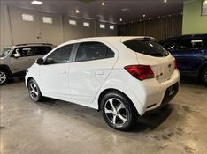 CHEVROLET ONIX 1.4 MPFI LTZ 8V 2017/2018 M&C AUTOMÓVEIS CAXIAS DO SUL / Carros no Vale