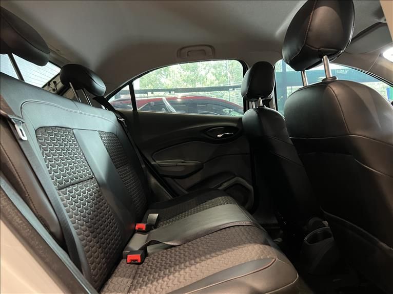 CHEVROLET ONIX 1.4 MPFI LTZ 8V 2017/2018 M&C AUTOMÓVEIS CAXIAS DO SUL / Carros no Vale