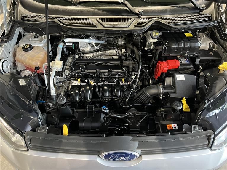 FORD ECOSPORT 1.6 Freestyle 16V 2016/2017 M&C AUTOMÓVEIS CAXIAS DO SUL / Carros no Vale