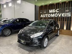 FORD FIESTA 1.6 Titanium Hatch 16V 2015/2016 M&C AUTOMÓVEIS CAXIAS DO SUL / Carros no Vale