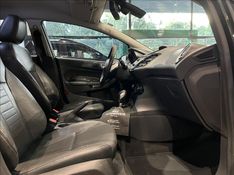 FORD FIESTA 1.6 Titanium Hatch 16V 2015/2016 M&C AUTOMÓVEIS CAXIAS DO SUL / Carros no Vale