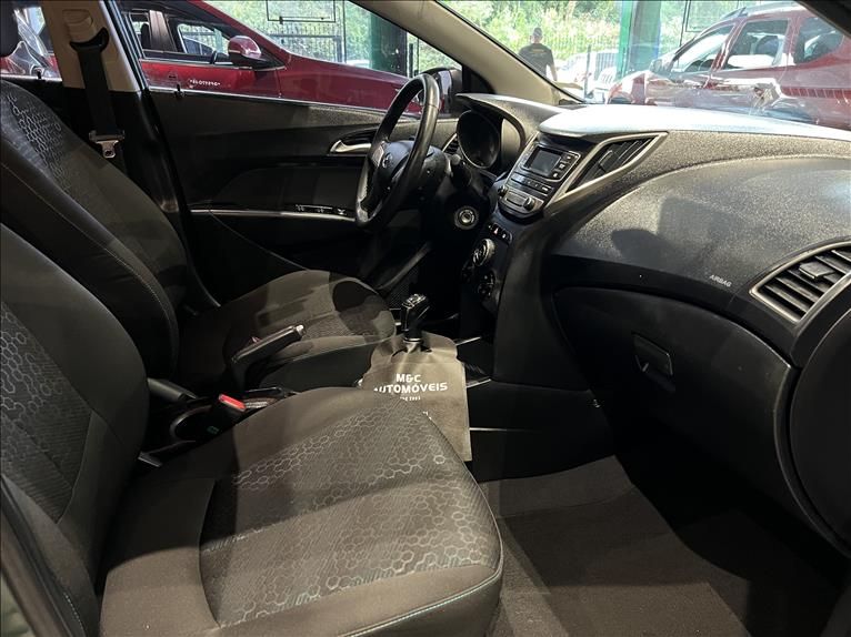 HYUNDAI HB20X 1.6 16V Style 2016/2016 M&C AUTOMÓVEIS CAXIAS DO SUL / Carros no Vale