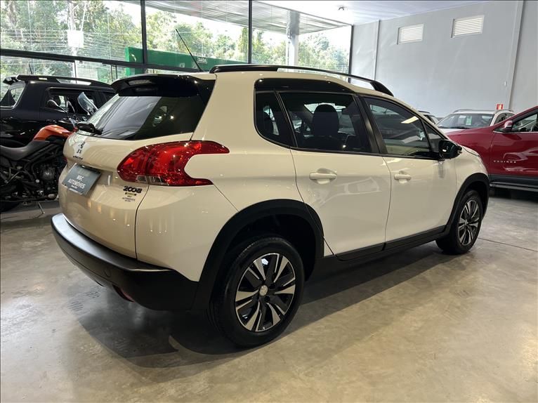 PEUGEOT 2008 1.6 16V Allure 2022/2022 M&C AUTOMÓVEIS CAXIAS DO SUL / Carros no Vale