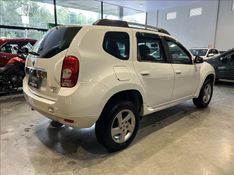 RENAULT DUSTER 1.6 Dynamique 4X2 16V 2013/2014 M&C AUTOMÓVEIS CAXIAS DO SUL / Carros no Vale