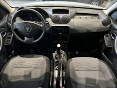 RENAULT DUSTER 1.6 Dynamique 4X2 16V 2013/2014 M&C AUTOMÓVEIS CAXIAS DO SUL / Carros no Vale
