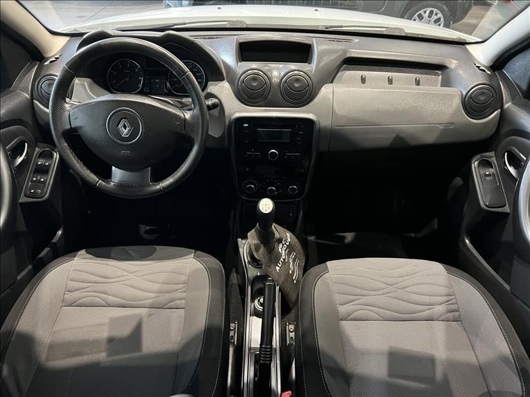 RENAULT DUSTER 1.6 Dynamique 4X2 16V 2013/2014 M&C AUTOMÓVEIS CAXIAS DO SUL / Carros no Vale