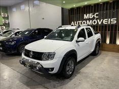 RENAULT DUSTER OROCH 1.6 16V Dynamique 2016/2017 M&C AUTOMÓVEIS CAXIAS DO SUL / Carros no Vale
