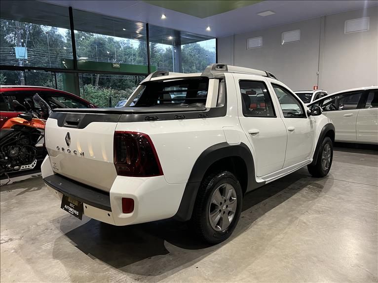RENAULT DUSTER OROCH 1.6 16V Dynamique 2016/2017 M&C AUTOMÓVEIS CAXIAS DO SUL / Carros no Vale
