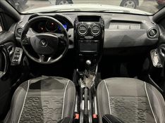 RENAULT DUSTER OROCH 1.6 16V Dynamique 2016/2017 M&C AUTOMÓVEIS CAXIAS DO SUL / Carros no Vale