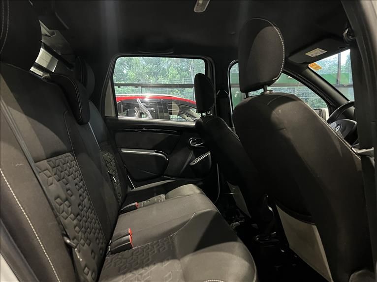 RENAULT DUSTER OROCH 1.6 16V Dynamique 2016/2017 M&C AUTOMÓVEIS CAXIAS DO SUL / Carros no Vale