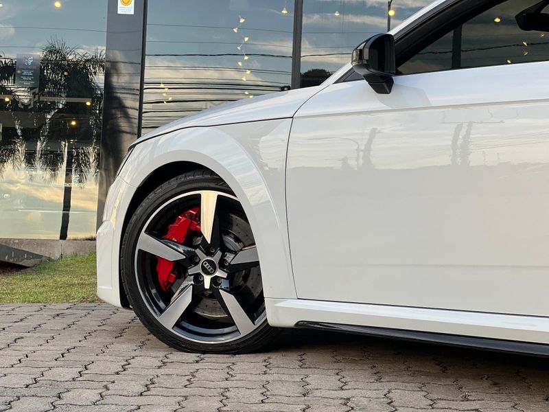 Audi Tt Rs 2.5 TFSI QUATTRO S Tronic 2020/2021 CONCEPT MOTORS PASSO FUNDO / Carros no Vale