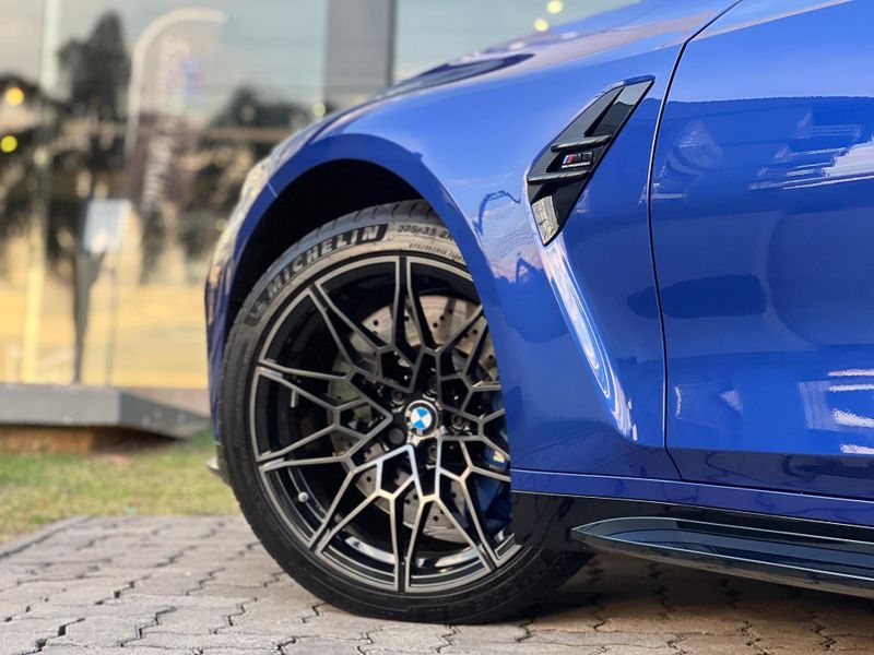 BMW M3 Competition M 3.0 Bi-TB 510cv 2022/2022 CONCEPT MOTORS PASSO FUNDO / Carros no Vale
