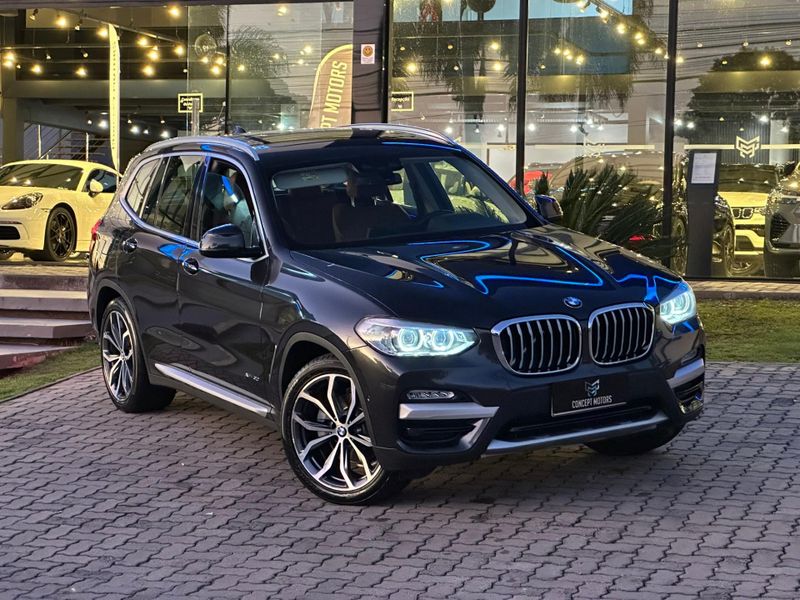 BMW X3 XDRIVE 30i X-Line 2.0 Turbo 252cv Aut 2018/2018 CONCEPT MOTORS PASSO FUNDO / Carros no Vale