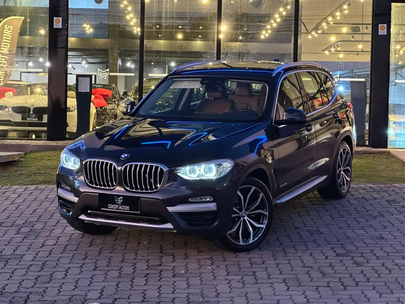 BMW X3 XDRIVE 30i X-Line 2.0 Turbo 252cv Aut 2018/2018 CONCEPT MOTORS PASSO FUNDO / Carros no Vale