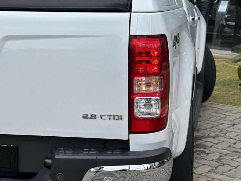 Chevrolet S-10 Pick-up S10 P-Up H.Country 2.8 4×4 CD Dies.Aut. 2021/2022 CONCEPT MOTORS PASSO FUNDO / Carros no Vale