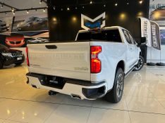 Chevrolet Silverado High Country 5.3 V8 AWD Aut. 2023/2024 CONCEPT MOTORS PASSO FUNDO / Carros no Vale