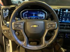 Chevrolet Silverado High Country 5.3 V8 AWD Aut. 2023/2024 CONCEPT MOTORS PASSO FUNDO / Carros no Vale