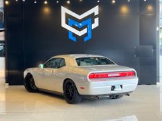 Dodge Challenger 3.5 SE V6 24V GASOLINA 2P AUTOMÃTICO 2009/2009 CONCEPT MOTORS PASSO FUNDO / Carros no Vale