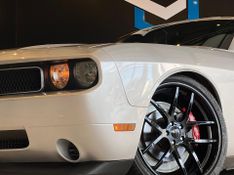 Dodge Challenger 3.5 SE V6 24V GASOLINA 2P AUTOMÃTICO 2009/2009 CONCEPT MOTORS PASSO FUNDO / Carros no Vale