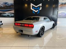 Dodge Challenger 3.5 SE V6 24V GASOLINA 2P AUTOMÃTICO 2009/2009 CONCEPT MOTORS PASSO FUNDO / Carros no Vale