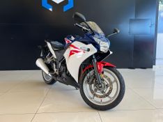 Honda Motos CBR 250 250R 2012/2012 CONCEPT MOTORS PASSO FUNDO / Carros no Vale