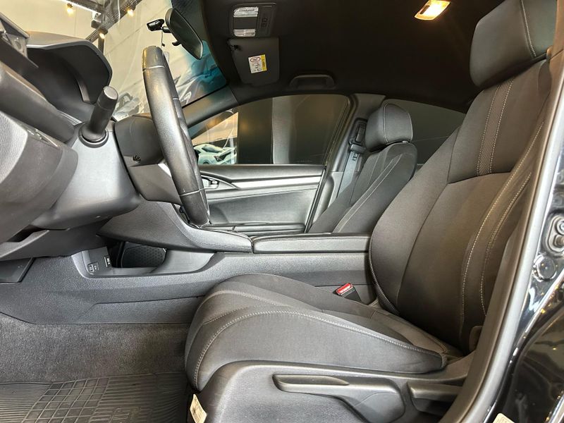 Honda Civic Sedan LX 2.0 Flex 16V Aut 4p 2019/2020 CONCEPT MOTORS PASSO FUNDO / Carros no Vale