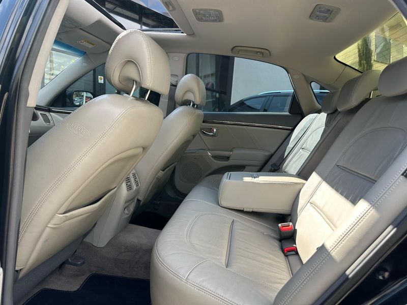Hyundai Azera GLS 3.3 V6 24V 4p Aut. 2008/2009 CONCEPT MOTORS PASSO FUNDO / Carros no Vale