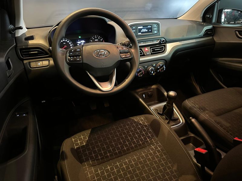 Hyundai HB20 1.0 Flex 12V Mec. 2023/2024 CONCEPT MOTORS PASSO FUNDO / Carros no Vale