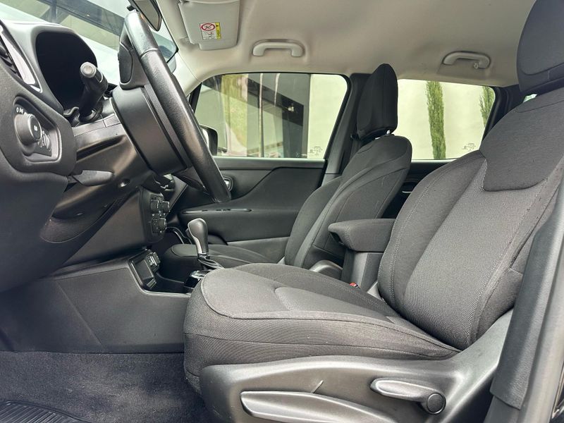 Jeep Renegade Sport 1.8 4×2 Flex 16V Aut. 2019/2020 CONCEPT MOTORS PASSO FUNDO / Carros no Vale