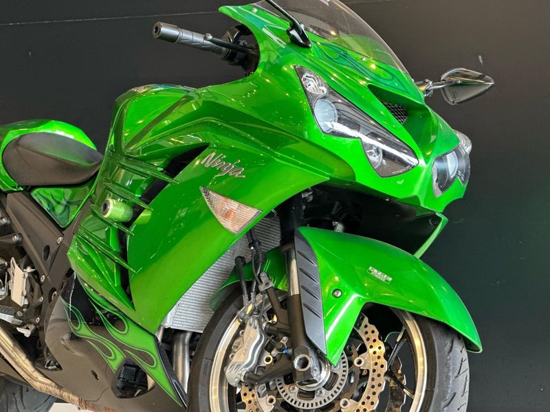 Kawasaki Ninja Zx 14R 30th Anniversary 2013/2014 CONCEPT MOTORS PASSO FUNDO / Carros no Vale
