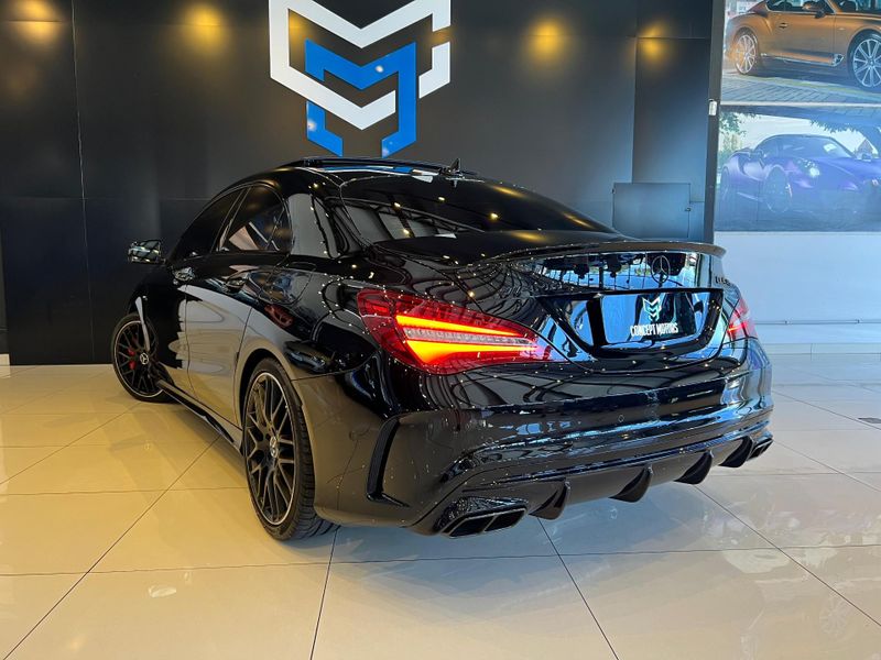 Mercedes-Benz Cla 45 AMG 4MATIC CGI 2.0 TB Aut. 2017/2018 CONCEPT MOTORS PASSO FUNDO / Carros no Vale