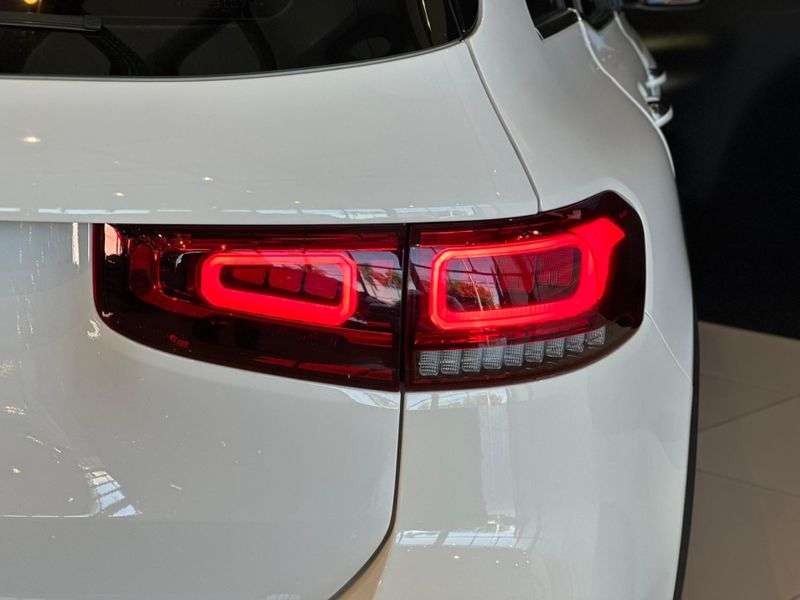 Mercedes-Benz GLB 200 Progressive 1.3 TB 16V Aut. 2021/2021 CONCEPT MOTORS PASSO FUNDO / Carros no Vale