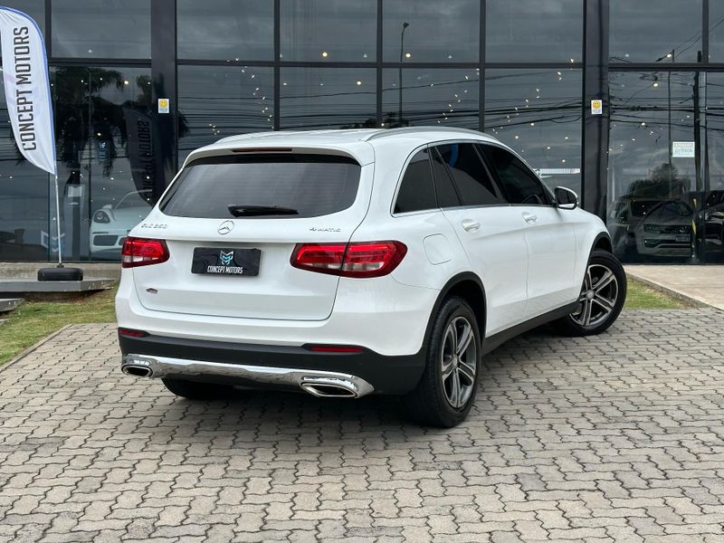 Mercedes-Benz GLC 250 4MATIC 2.0 TB 16V Aut. 2016/2016 CONCEPT MOTORS PASSO FUNDO / Carros no Vale