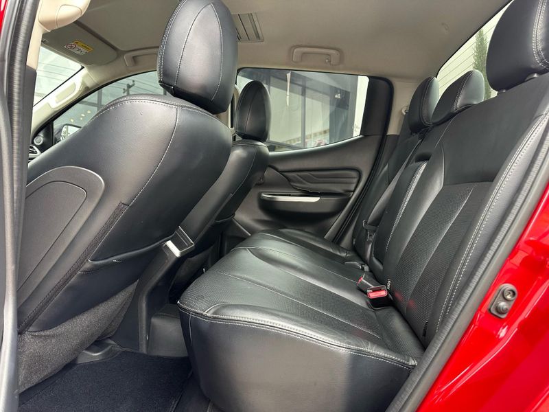 Mitsubishi L200 Triton Sport HPE 2.4 CD Diesel Aut. 2021/2022 CONCEPT MOTORS PASSO FUNDO / Carros no Vale