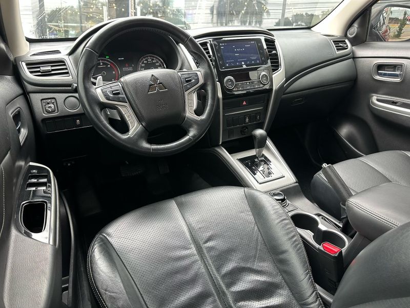 Mitsubishi L200 Triton Sport HPE 2.4 CD Diesel Aut. 2021/2022 CONCEPT MOTORS PASSO FUNDO / Carros no Vale