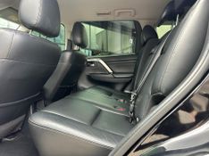 Mitsubishi Pajero Sport HPE 2.4 4×4 Diesel Aut. 2020/2021 CONCEPT MOTORS PASSO FUNDO / Carros no Vale