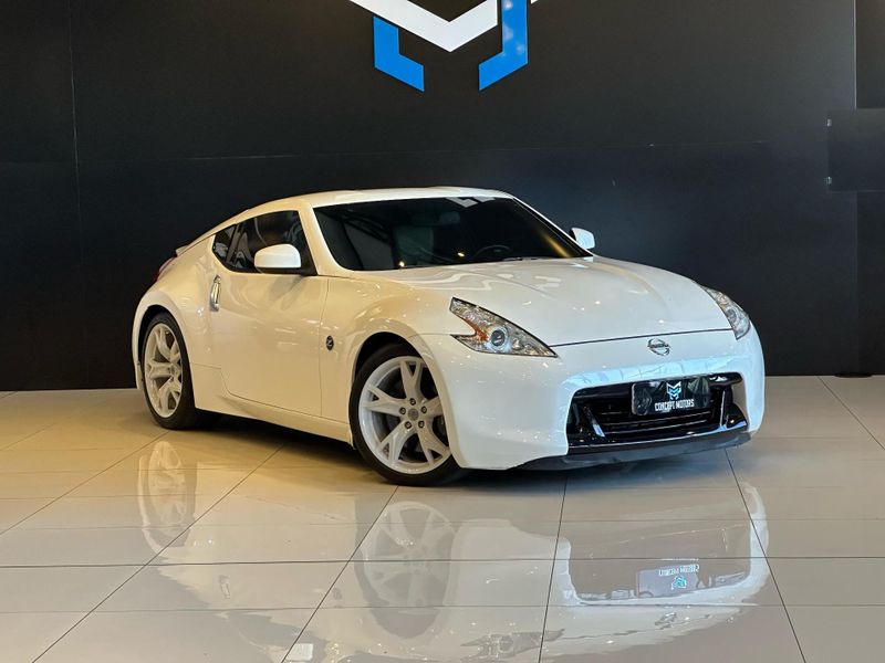 Nissan 370 Z 3.7 V6 GASOLINA AUTOMÃTICO 2010/2010 CONCEPT MOTORS PASSO FUNDO / Carros no Vale