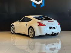 Nissan 370 Z 3.7 V6 GASOLINA AUTOMÃTICO 2010/2010 CONCEPT MOTORS PASSO FUNDO / Carros no Vale