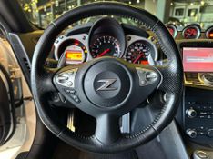 Nissan 370 Z 3.7 V6 GASOLINA AUTOMÃTICO 2010/2010 CONCEPT MOTORS PASSO FUNDO / Carros no Vale