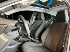 Peugeot 208 Style 1.0 Flex 6V 5p Mec. 2022/2023 CONCEPT MOTORS PASSO FUNDO / Carros no Vale