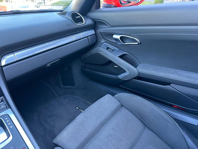 Porsche 718 Boxster GTS 4.0 400cv 2021/2021 CONCEPT MOTORS PASSO FUNDO / Carros no Vale