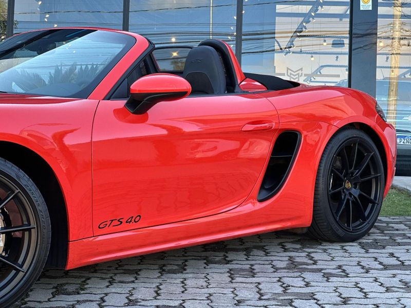 Porsche 718 Boxster GTS 4.0 400cv 2021/2021 CONCEPT MOTORS PASSO FUNDO / Carros no Vale