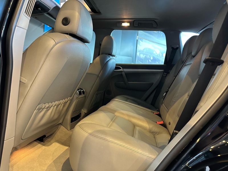 Porsche Cayenne V6 3.6 24V 2009/2010 CONCEPT MOTORS PASSO FUNDO / Carros no Vale