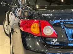 Toyota Corolla XEi 2.0 Flex 16V Aut. 2010/2011 CONCEPT MOTORS PASSO FUNDO / Carros no Vale