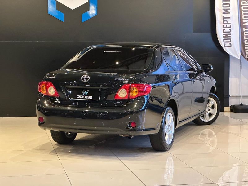 Toyota Corolla XEi 2.0 Flex 16V Aut. 2010/2011 CONCEPT MOTORS PASSO FUNDO / Carros no Vale