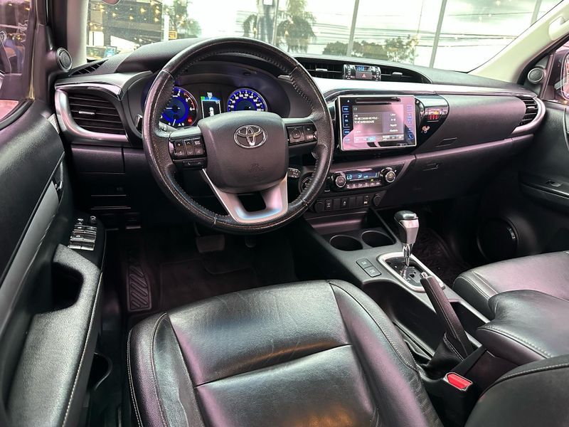 Toyota Hilux CD SRV 4×4 2.8 TDI Diesel Aut. 2018/2018 CONCEPT MOTORS PASSO FUNDO / Carros no Vale
