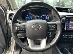 Toyota Hilux CD SRV 4×4 2.8 TDI Diesel Aut. 2018/2018 CONCEPT MOTORS PASSO FUNDO / Carros no Vale