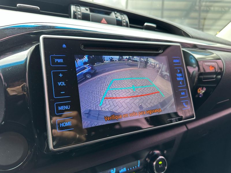Toyota Hilux CD SRV 4×4 2.8 TDI Diesel Aut. 2018/2018 CONCEPT MOTORS PASSO FUNDO / Carros no Vale